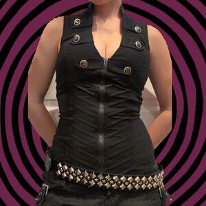 BLACK BUTTON DETAILED CRISS CROSS BACK ZIP UP CORSET VEST